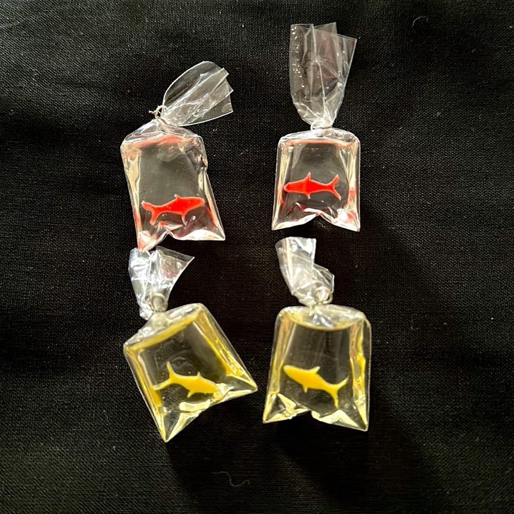 Fish in water charms. X4